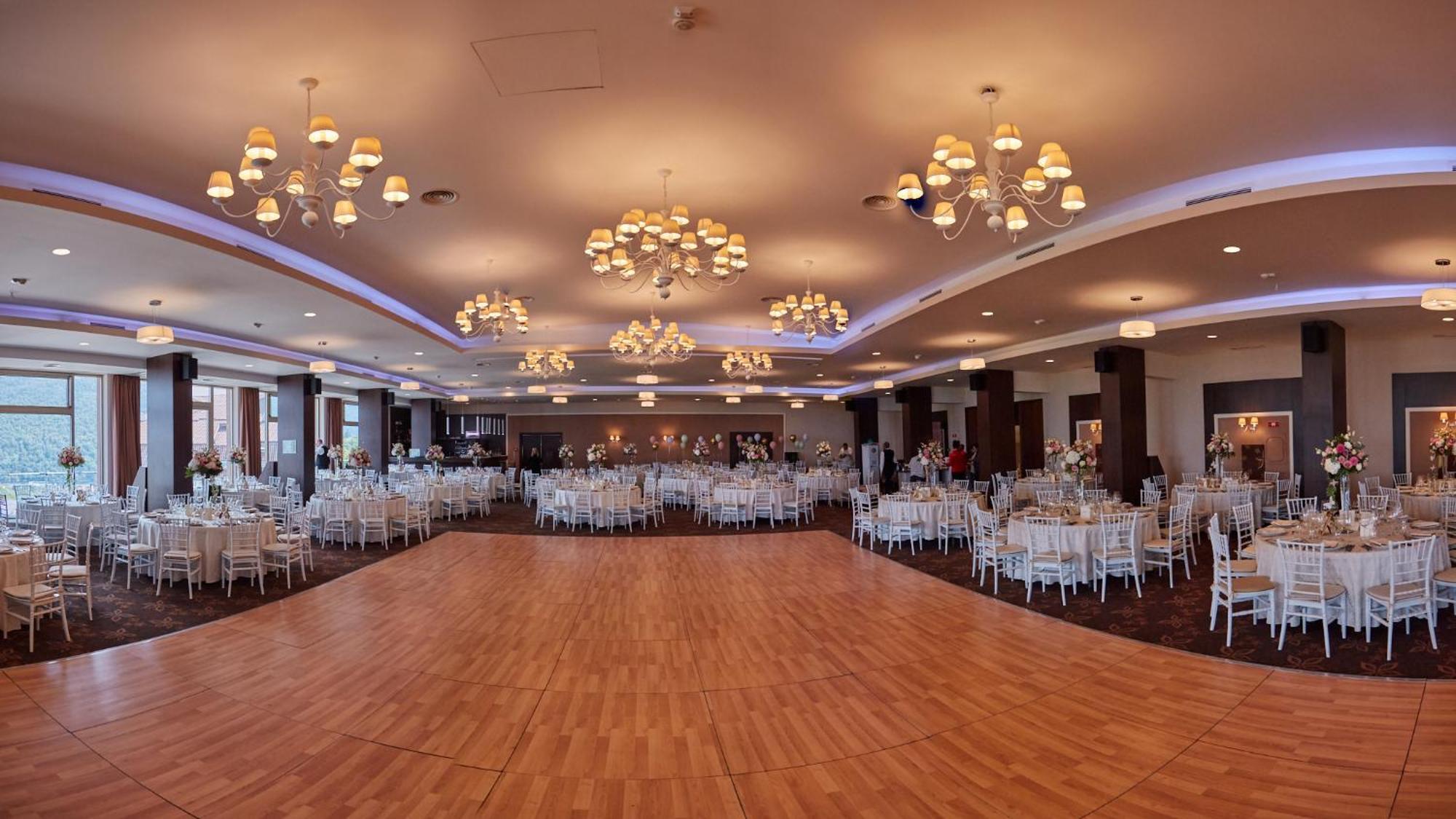 Grand Hotel Belvedere Брашов Екстериор снимка